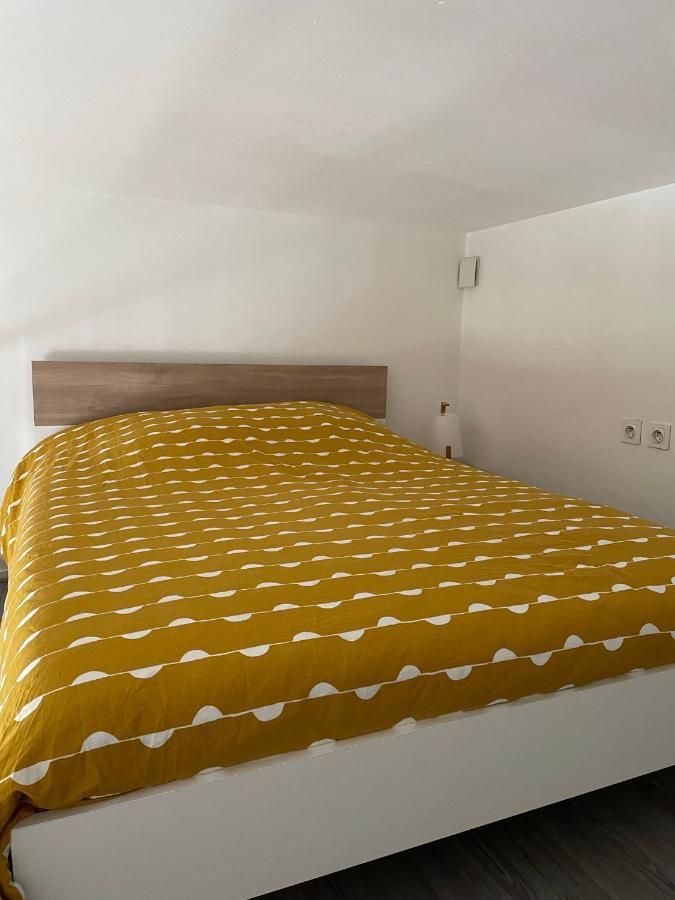 Immeuble Les Perdrix Apartment Quimper Exterior foto